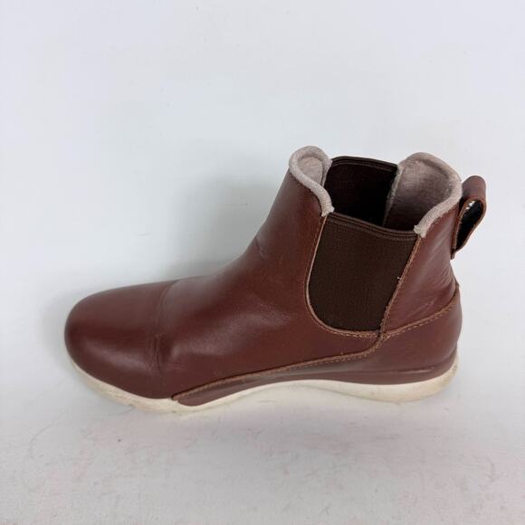 Kuru Luna Chelsea Ankle Boots Womens 7.5 Brown Leather Pull On Round Toe Comfort - Picture 6 of 10
